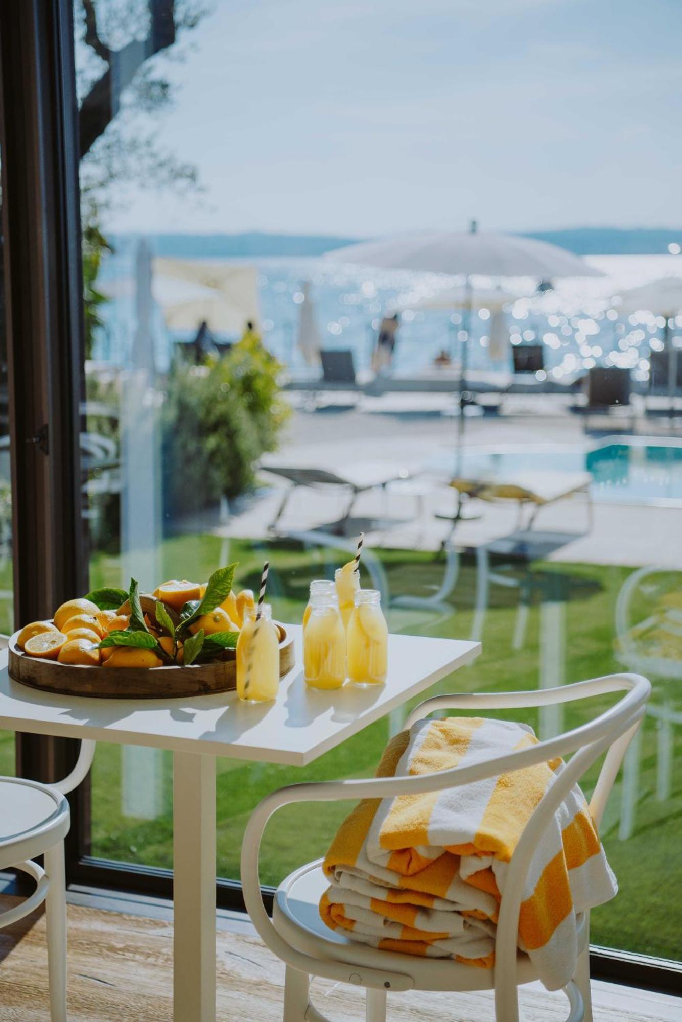 AQVA Boutique Hotel (Adults Only) Sirmione Extérieur photo